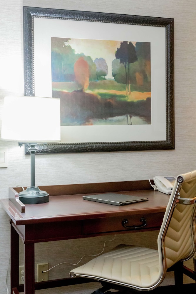 Embassy Suites by Hilton Lexington Green - photo 25