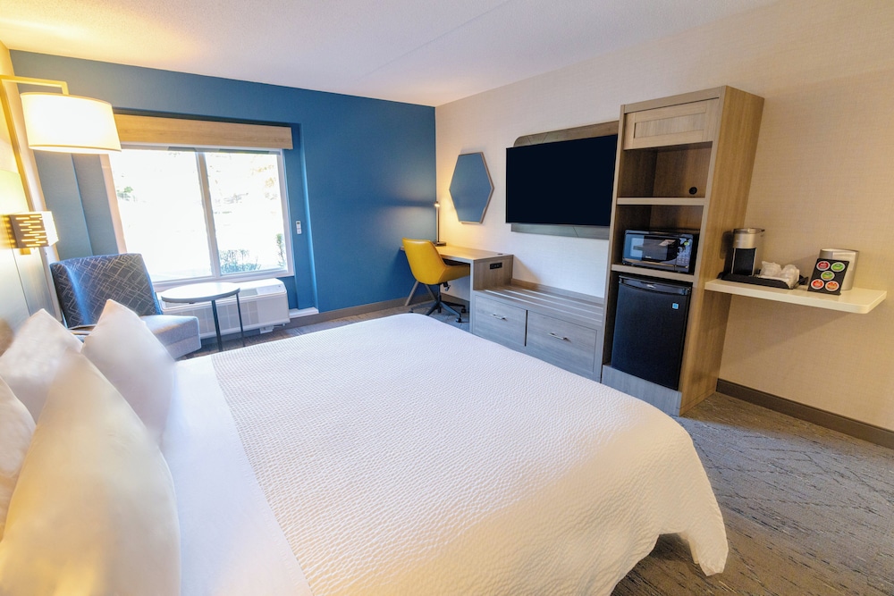 Holiday Inn Express Hotel of Neptune by IHG - photo 2
