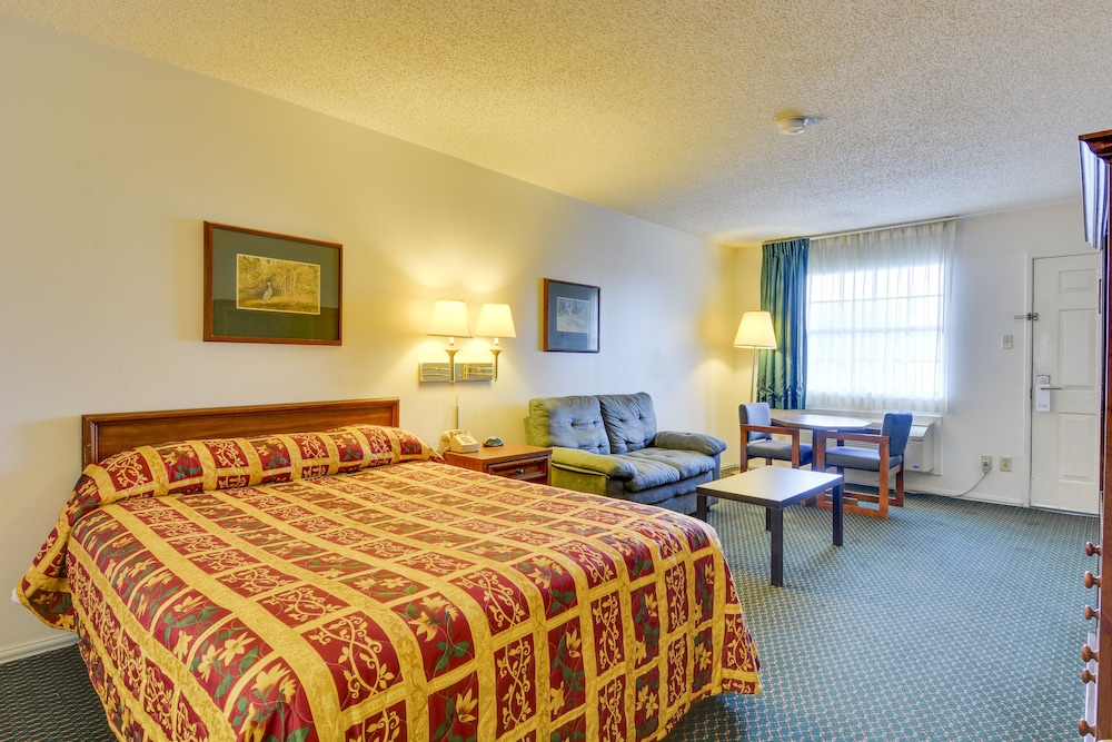 Windcrest Inn and Suites - photo 11