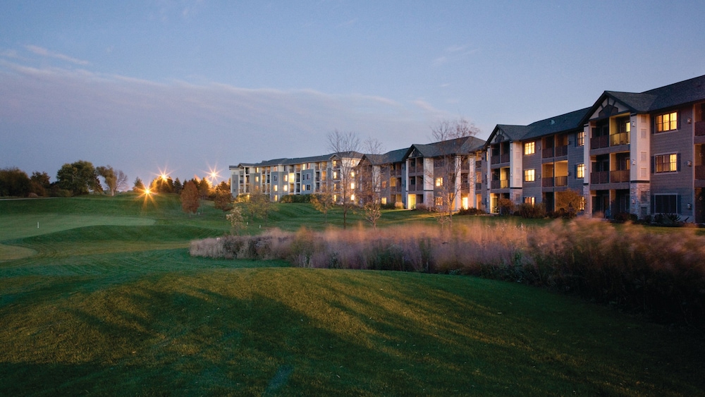 Holiday Inn Club Vacations at Lake Geneva Resort by IHG - carbon neutral hotel in Lake Geneva