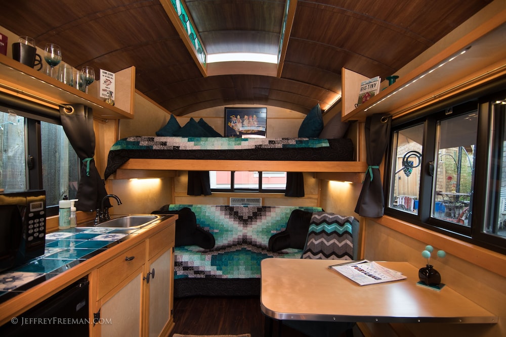 Caravan The Tiny House Hotel - photo 5
