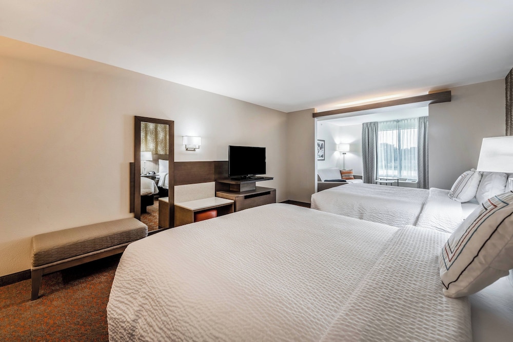 Fairfield Inn & Suites by Marriott St. Joseph Stevensville - photo 9