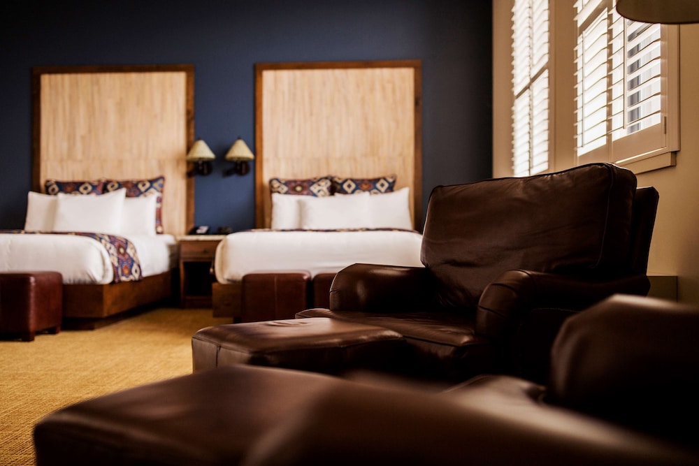 Tailwater Lodge Altmar Tapestry Collection by Hilton - photo 16