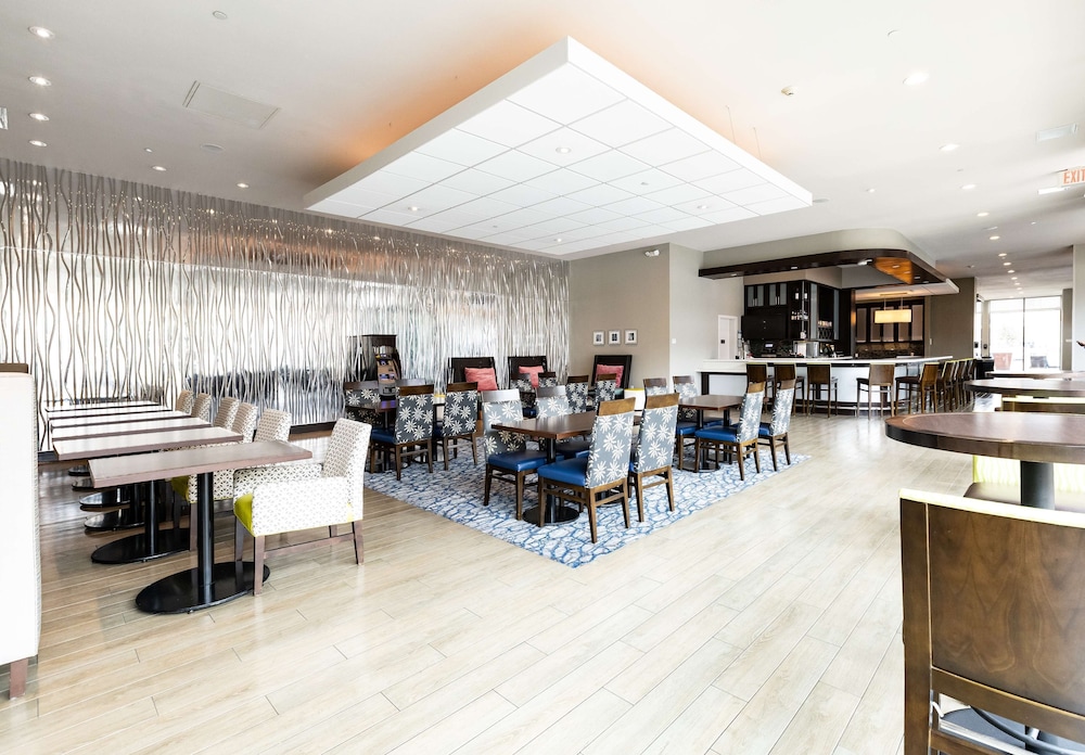 Hilton Garden Inn Austin Airport - photo 31