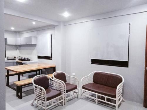 Minimalist 2 Bedroom House 17731023 — Opol