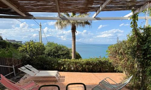 Tambu a mare in Augusta, Italy