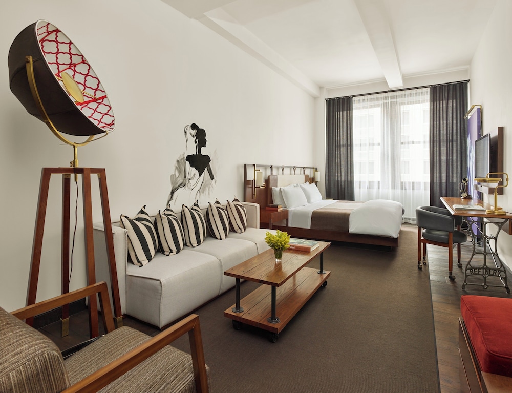 Refinery Hotel - photo 18