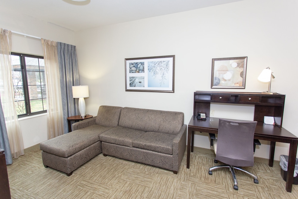 Staybridge Suites Bowling Green by IHG - photo 28