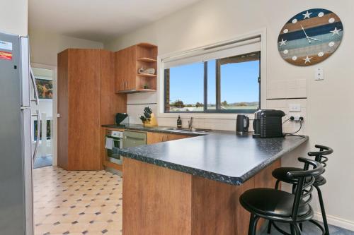 Apollo Bay Hideaway 5 minute walk to the beach in Apollo Bay, Australia