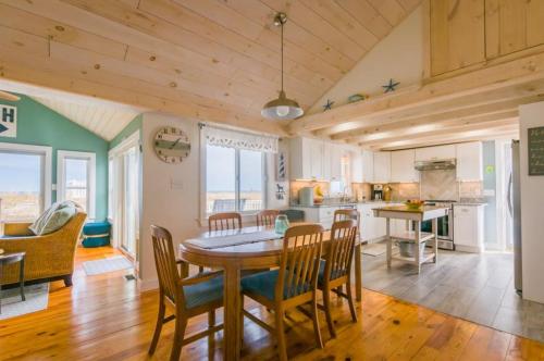 277 Phillips Road Sandwich Cape Cod - last minute hotel in Unknown City