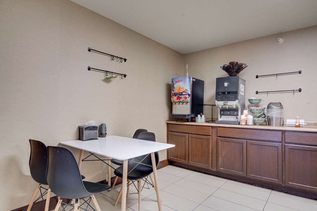 Econo Lodge Livingston Gateway to Yellowstone - photo 23
