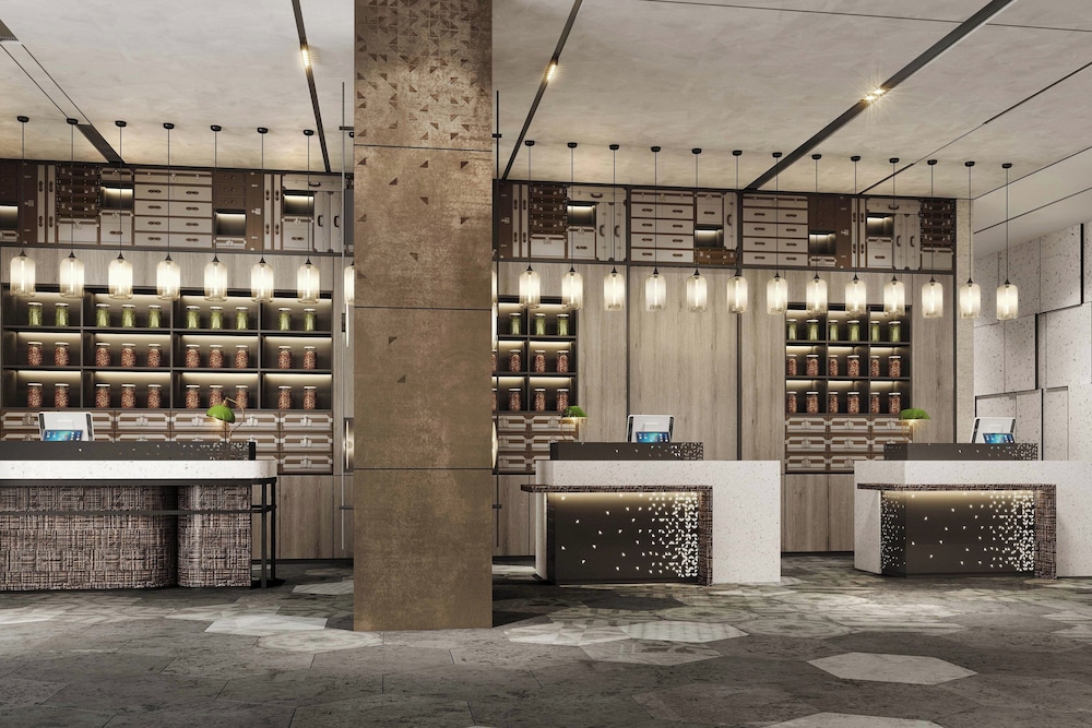 Four Points by Sheraton Shanghai Hongqiao — 4-Star Luxury Hotel in Shanghai, People's Republic of China