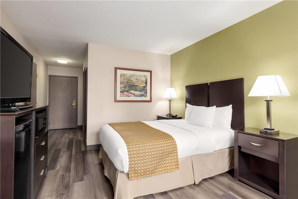Baymont by Wyndham Monroe - photo 7