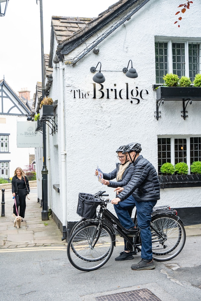 The Bridge - carbon neutral hotel in Macclesfield