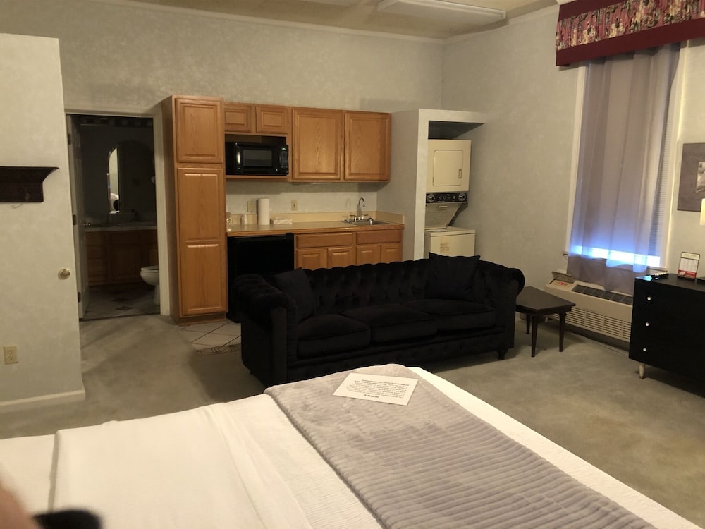 Stearns Hotel - photo 12