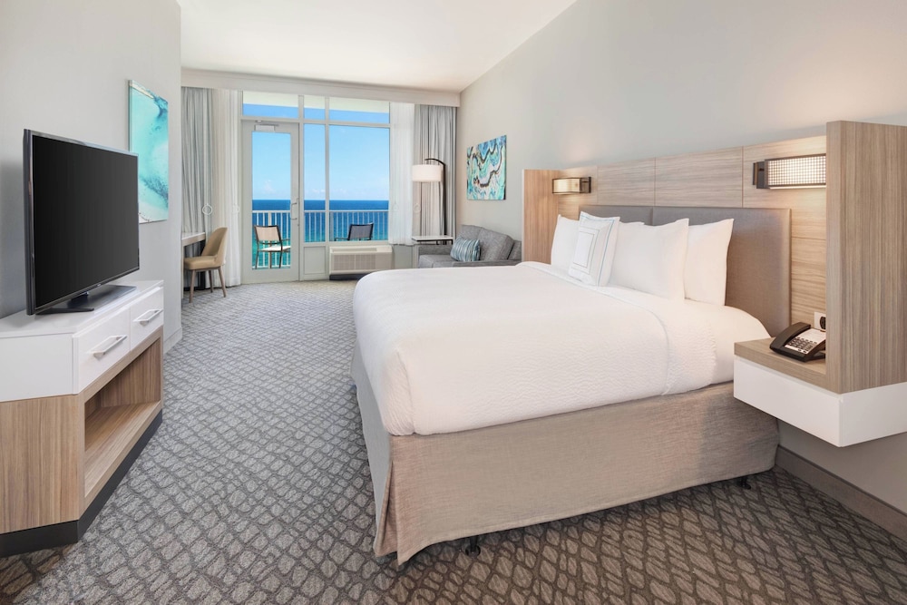 SpringHill Suites by Marriott Panama City Beach Beachfront - photo 12