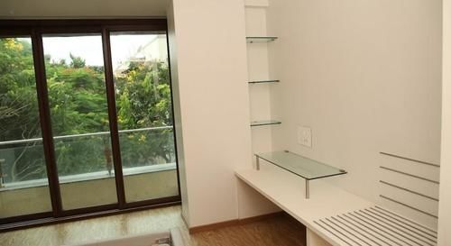 Laurent & Benon Suites Santacruz East