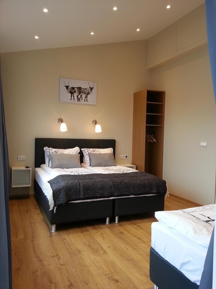 Díma Studio Apartments — 4-Star Luxury Hotel in Hoefn, Iceland
