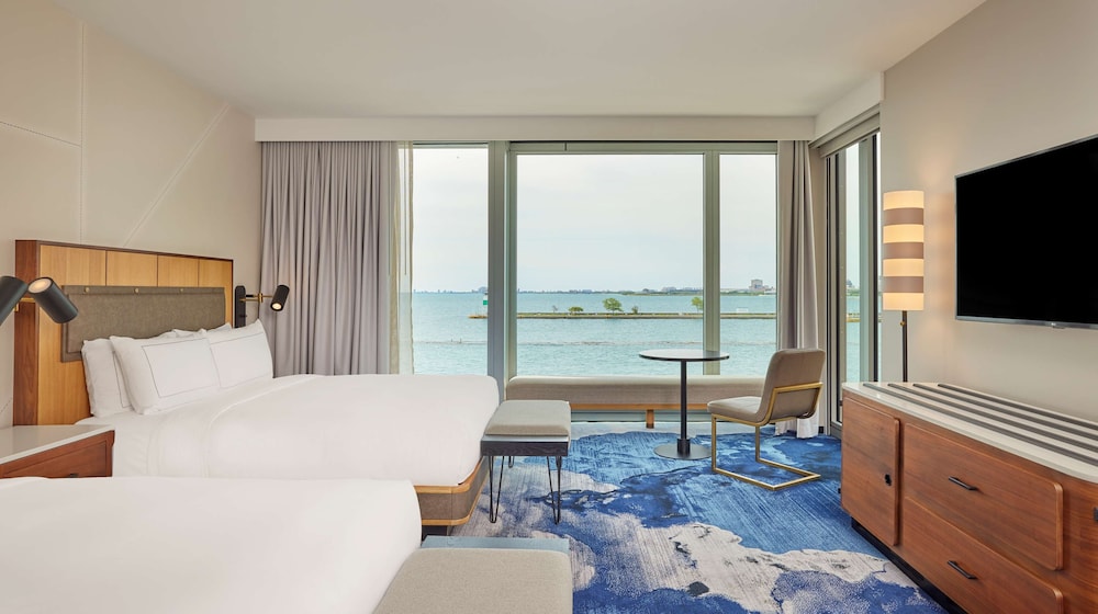 Sable at Navy Pier Chicago Curio Collection by Hilton - photo 11