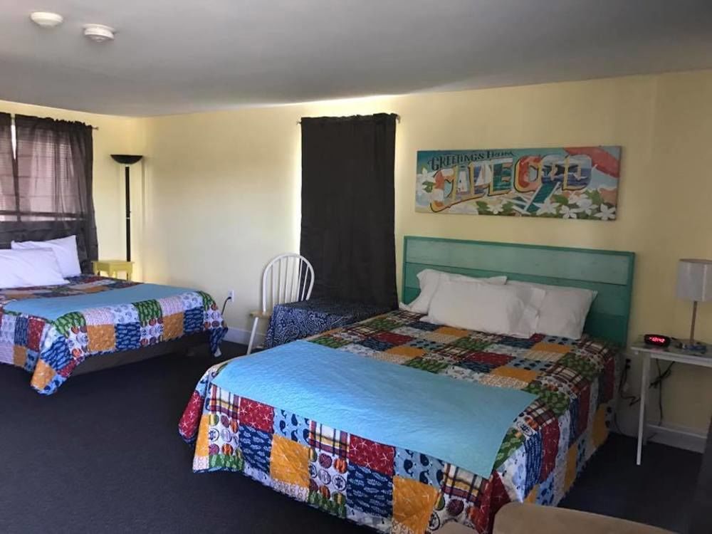 The Hyannis Star Motor Inn - photo 2