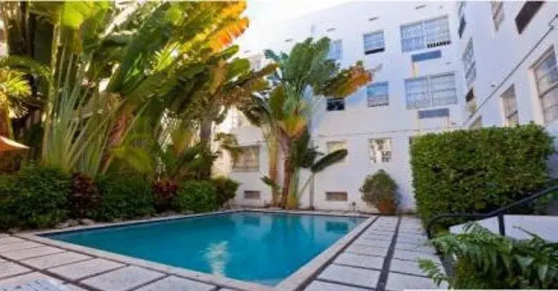 South Beach Furnished Studio - photo 2