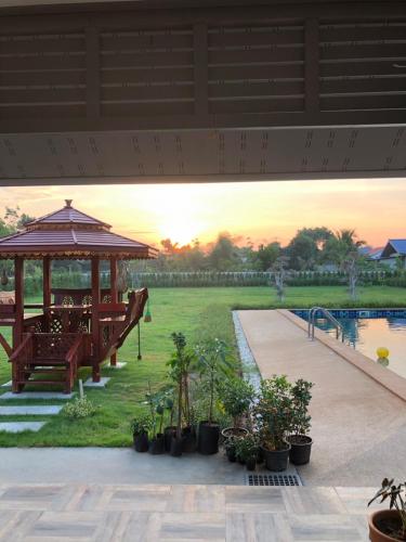Pakham Gardens Resort — hotel in Pakham