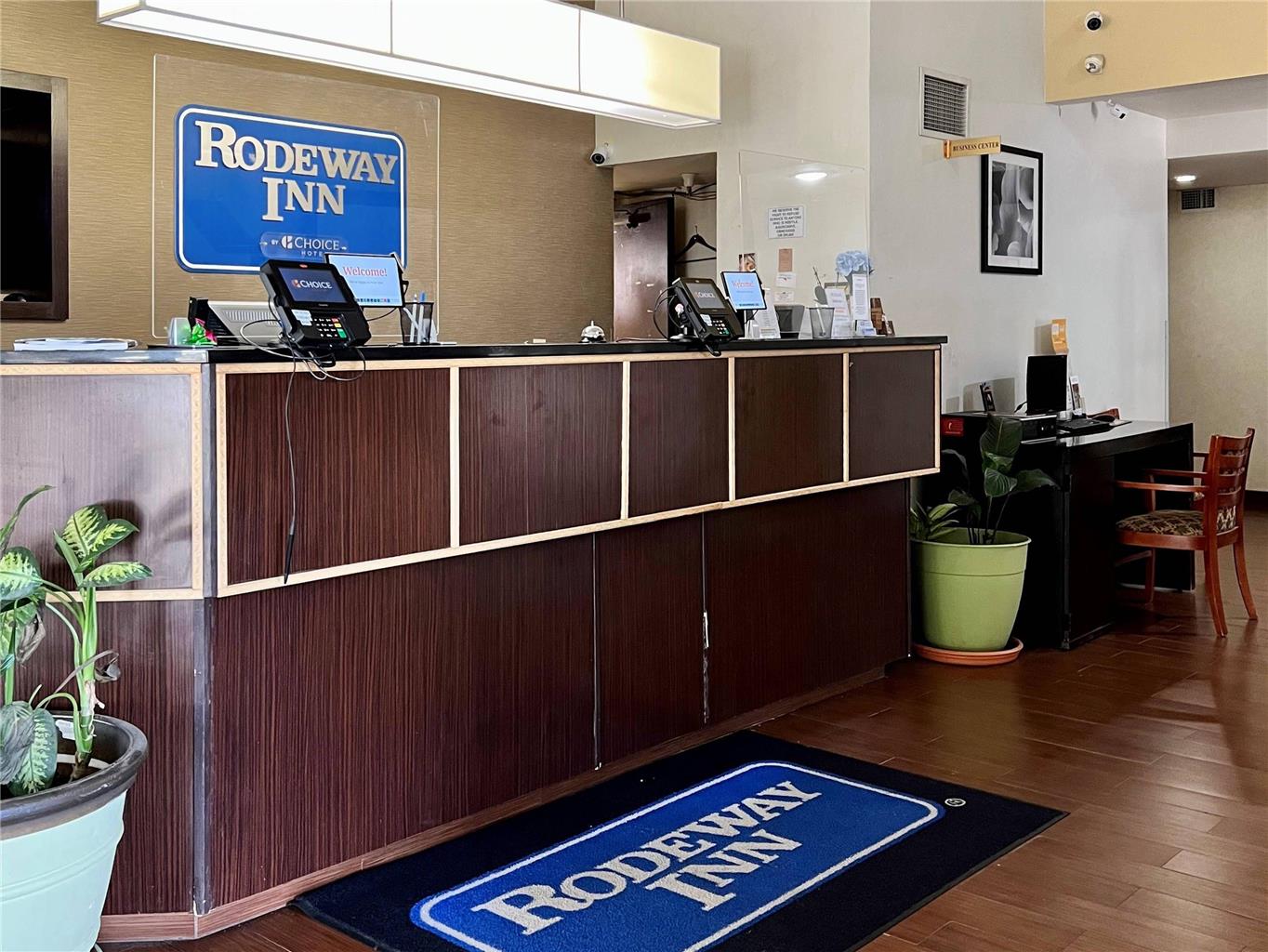 Rodeway Inn Boise Airport - photo 9