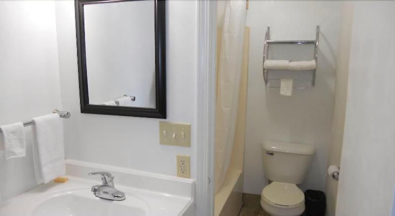 Knights Inn Harrisonville - photo 10