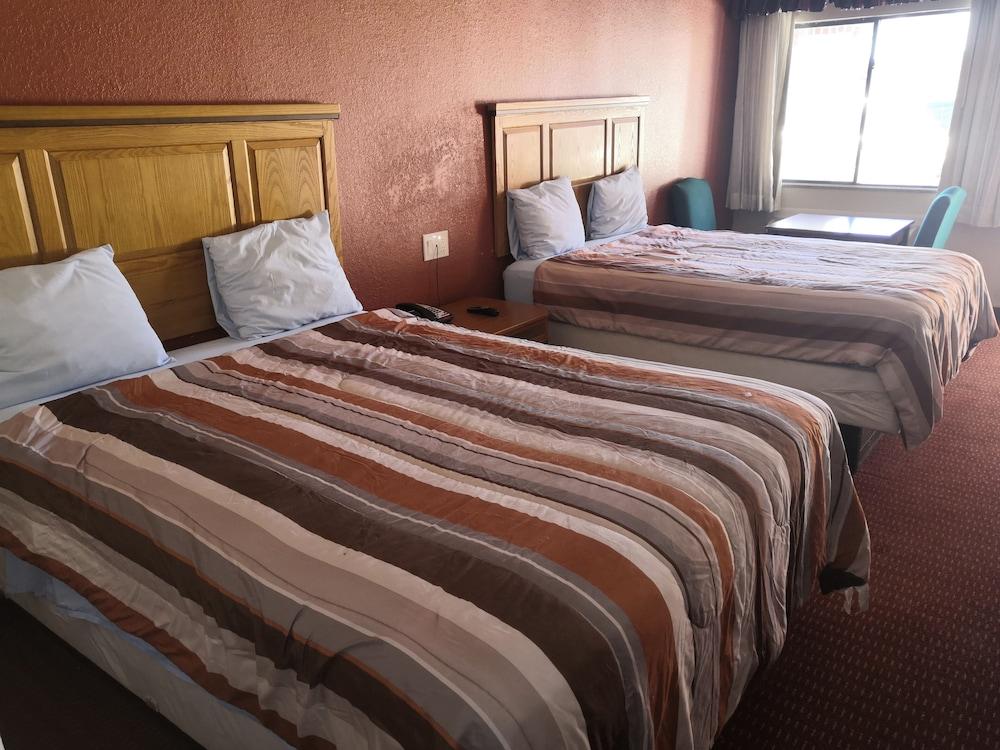 Scottish Inns and Suites Iah Airport West Houston - photo 9