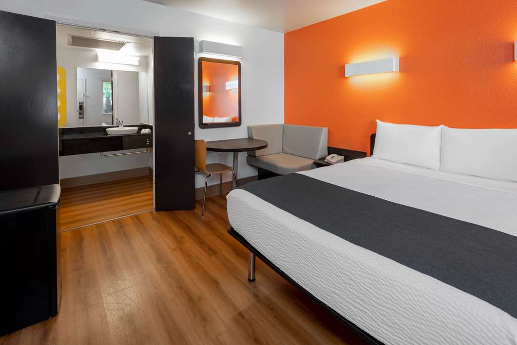 Motel 6 Carpinteria CA Santa Barbara South - photo 13