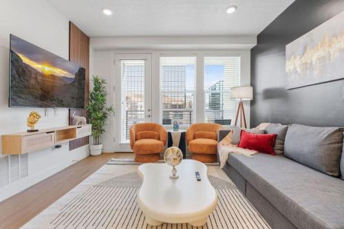 Modern 1BR w Parking Near Temple Square & Delta Center — 4-Star Luxury Hotel in Salt Lake City, United States