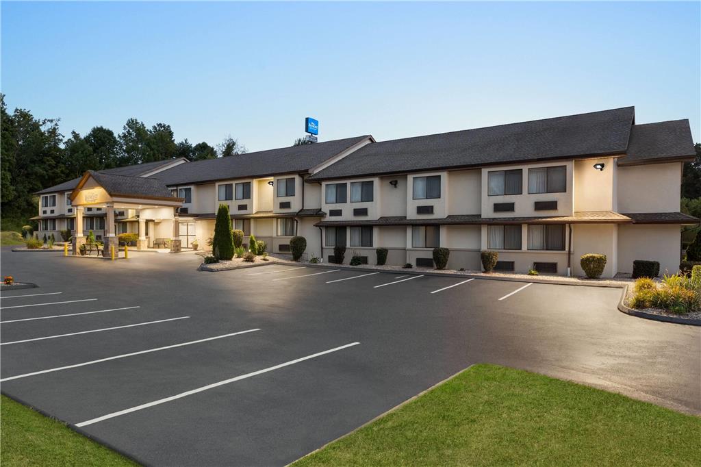 Baymont by Wyndham Branford New Haven - photo 2