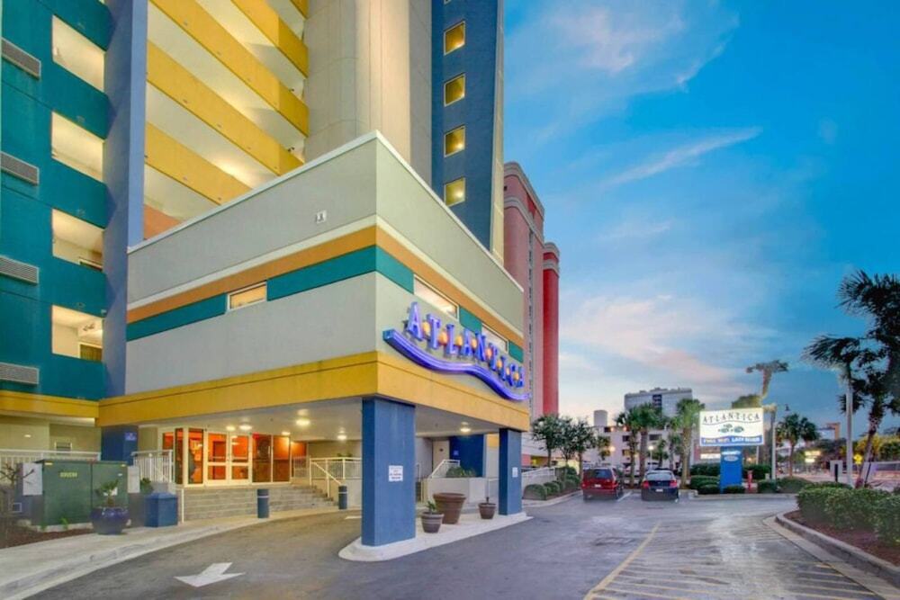 Stunning Oceanfront Views w Pool Atlantica Towers Condo — 4-Star Luxury Hotel in Myrtle Beach, United States