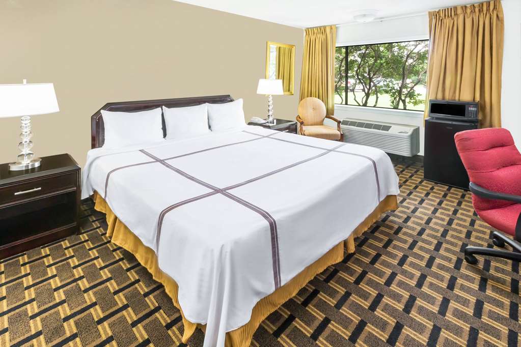 Travelodge by Wyndham Shreveport LA - photo 8