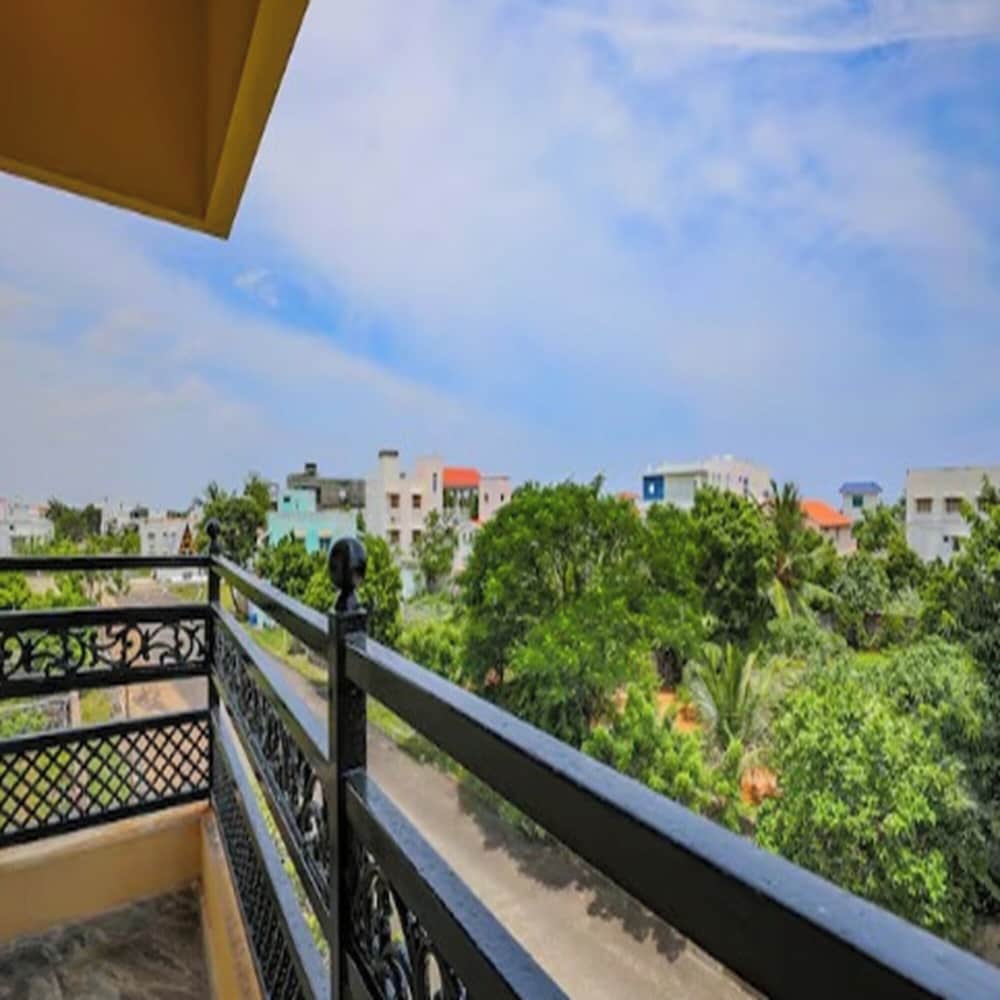 Vibrant stay - last minute hotel in Chennai
