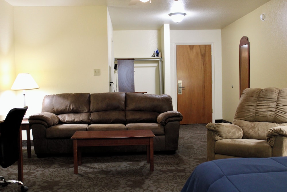 Candlelight Inn & Suites Hwy 69 near McAlester - photo 22