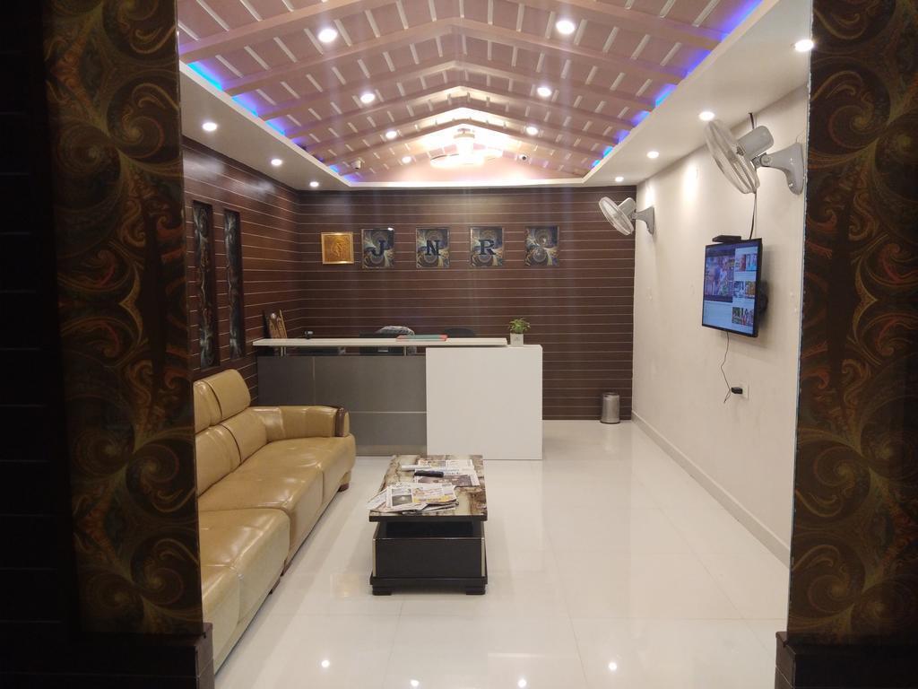 J N R Grand — hotel in Madanapalle