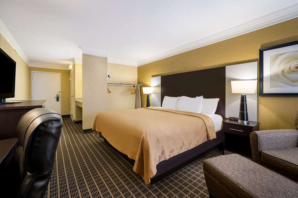 Quality Inn & Suites Syracuse Fairgrounds - photo 13