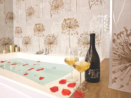 12 min da Venezia Enide Luxury House — 4-Star Luxury Hotel in Mira Taglio, Italy