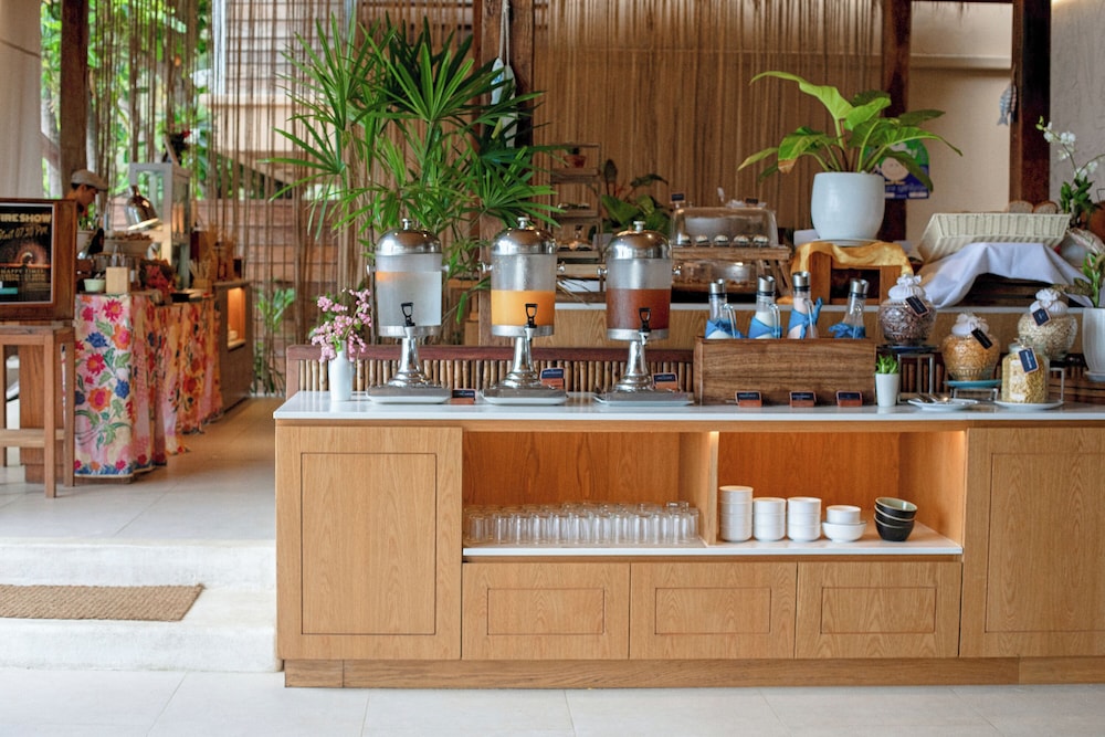 מזון ומשקאות