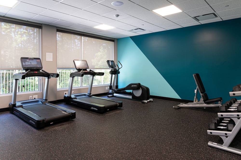 avid hotel Summerville by IHG - photo 22