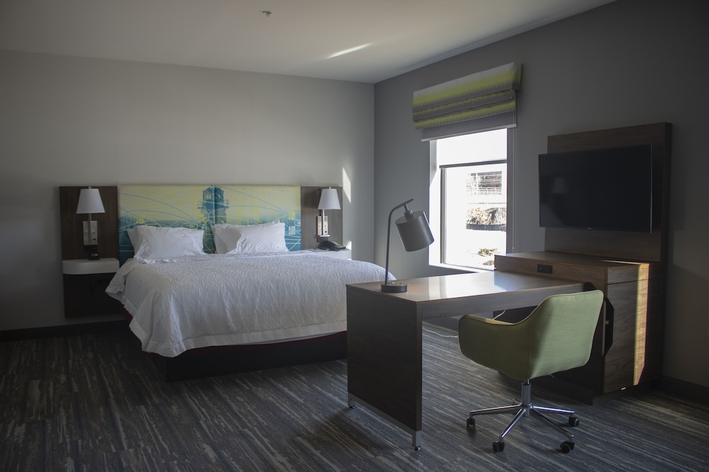 Hampton Inn & Suites Portland West - photo 22