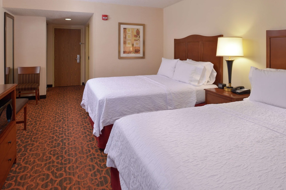 Hampton Inn Frederick - photo 14