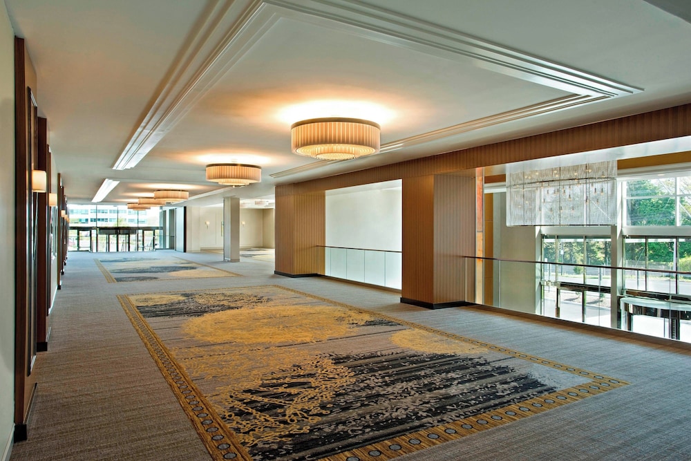 Sheraton Valley Forge Hotel King of Prussia - photo 39