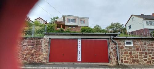 Anna Villa — 4-Star Luxury Hotel in Badacsonytomaj, Hungary