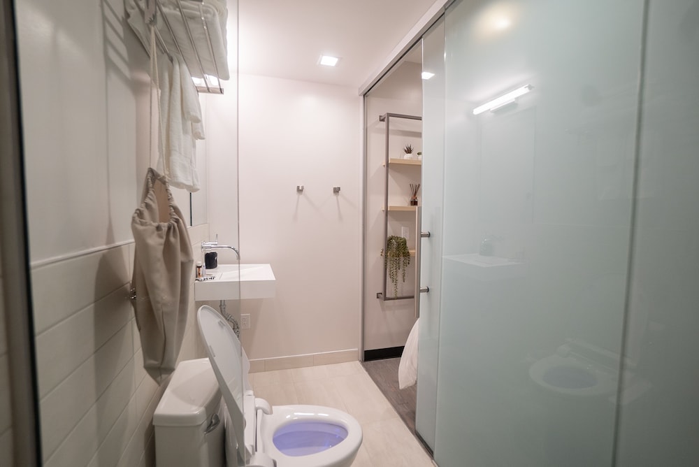 SOVA Micro Room & Social Hotel - photo 51
