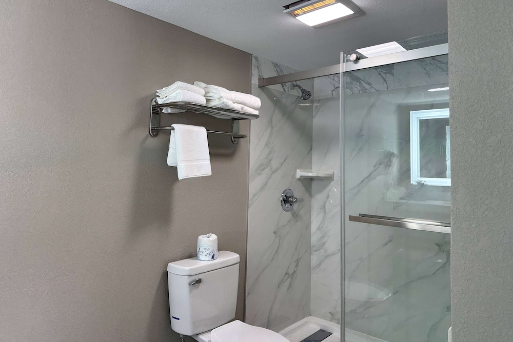 Ramada by Wyndham Cocoa - photo 8