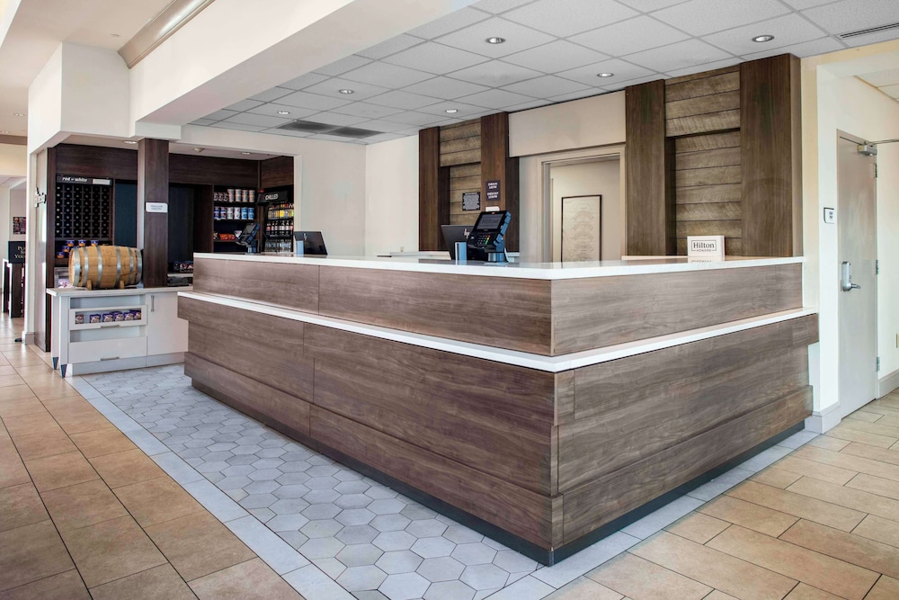 Hilton Garden Inn Roanoke Rapids - photo 4