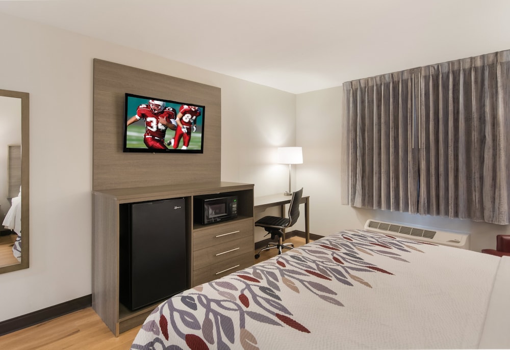 Red Roof Inn Chester - photo 22