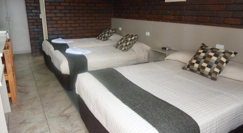 Room Motel Kingaroy East — Kingaroy